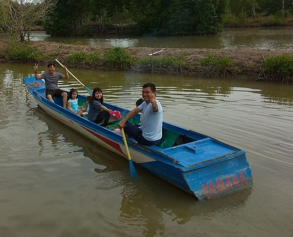 tham quan vuông tôm sinh thái Đất Mũi Cà Mau